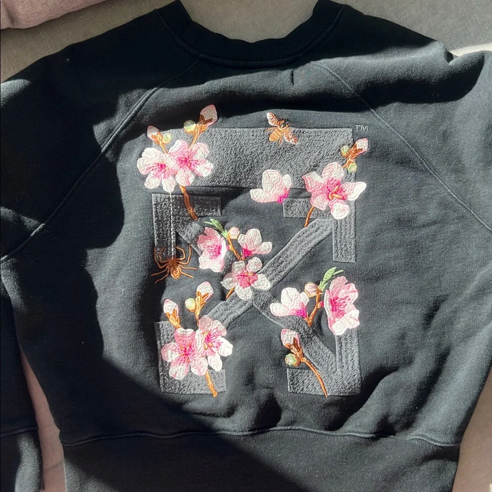 Off-White Black Sweater with Pink Floral Design - Picture 5 of 5